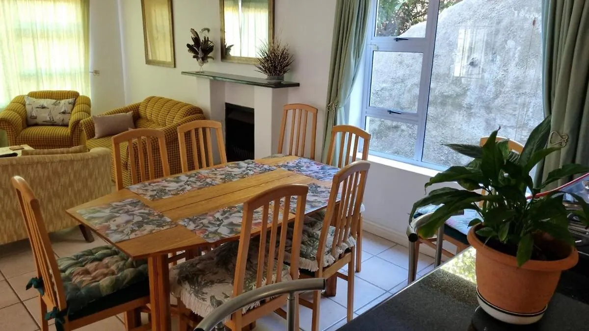 Bargain For 8 Persons Villa Fish Hoek Holiday home