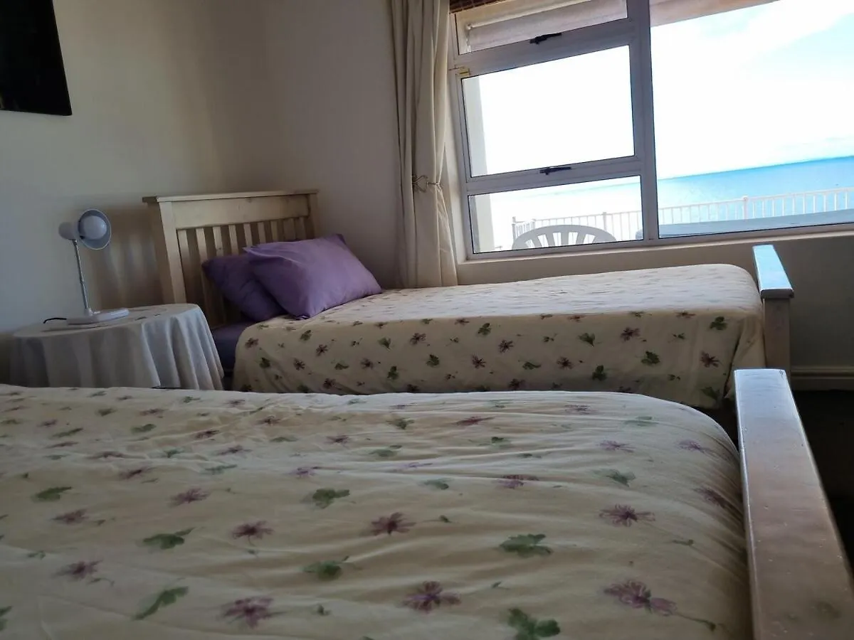 Holiday home Bargain For 8 Persons Villa Fish Hoek