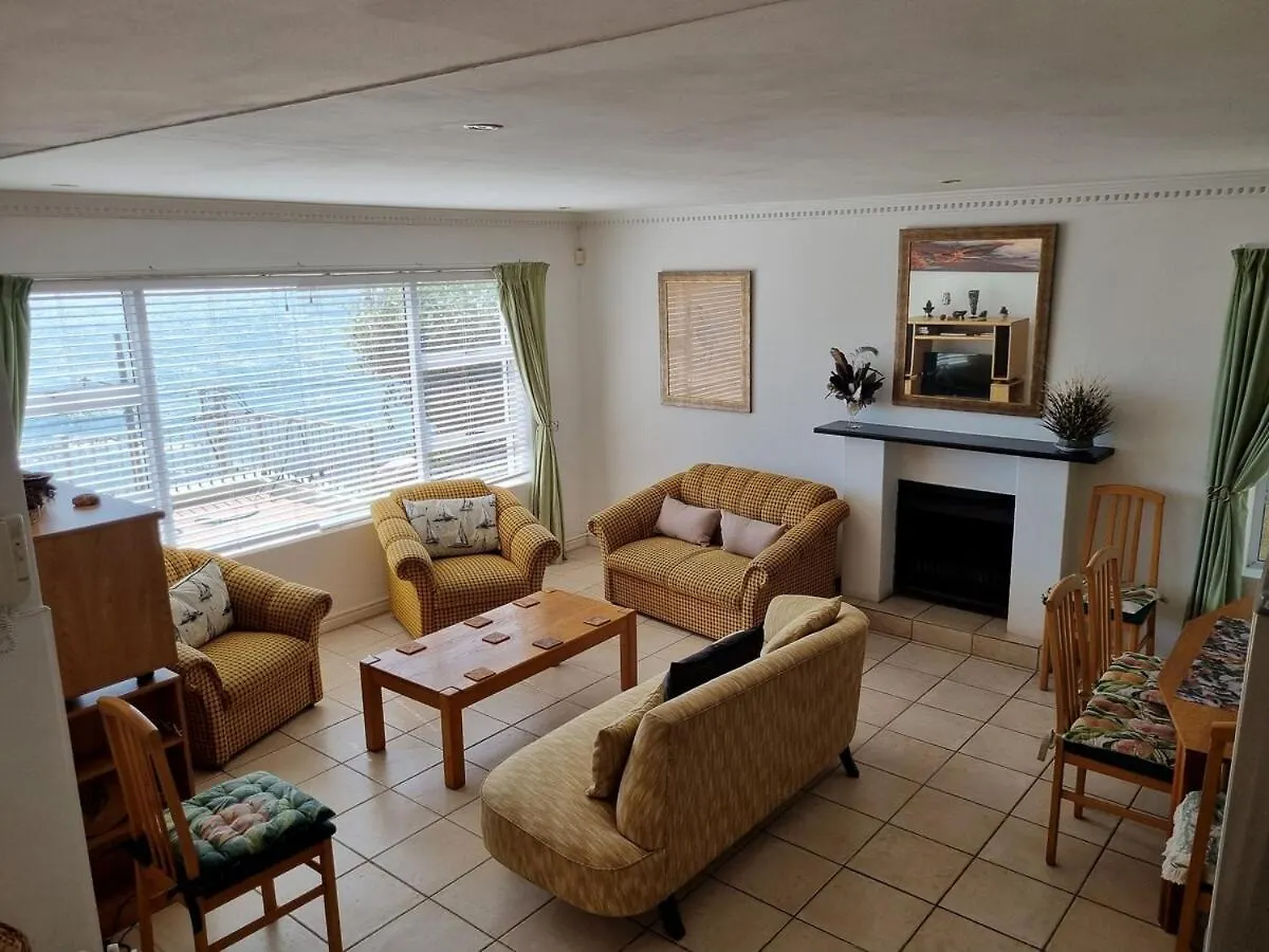 Bargain For 8 Persons Villa Fish Hoek Holiday home