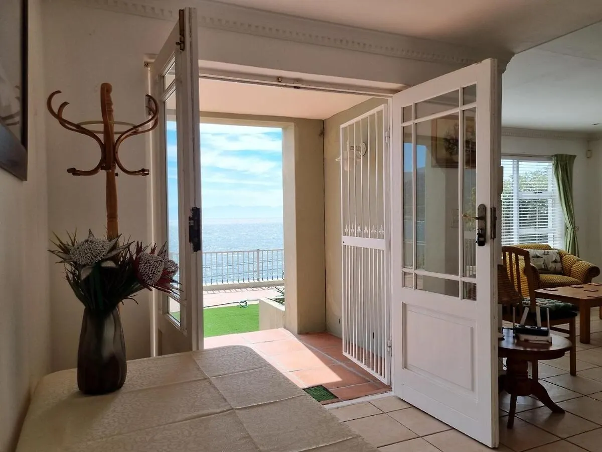 Villa Bargain For 8 Persons à Fish Hoek Hébergement de vacances